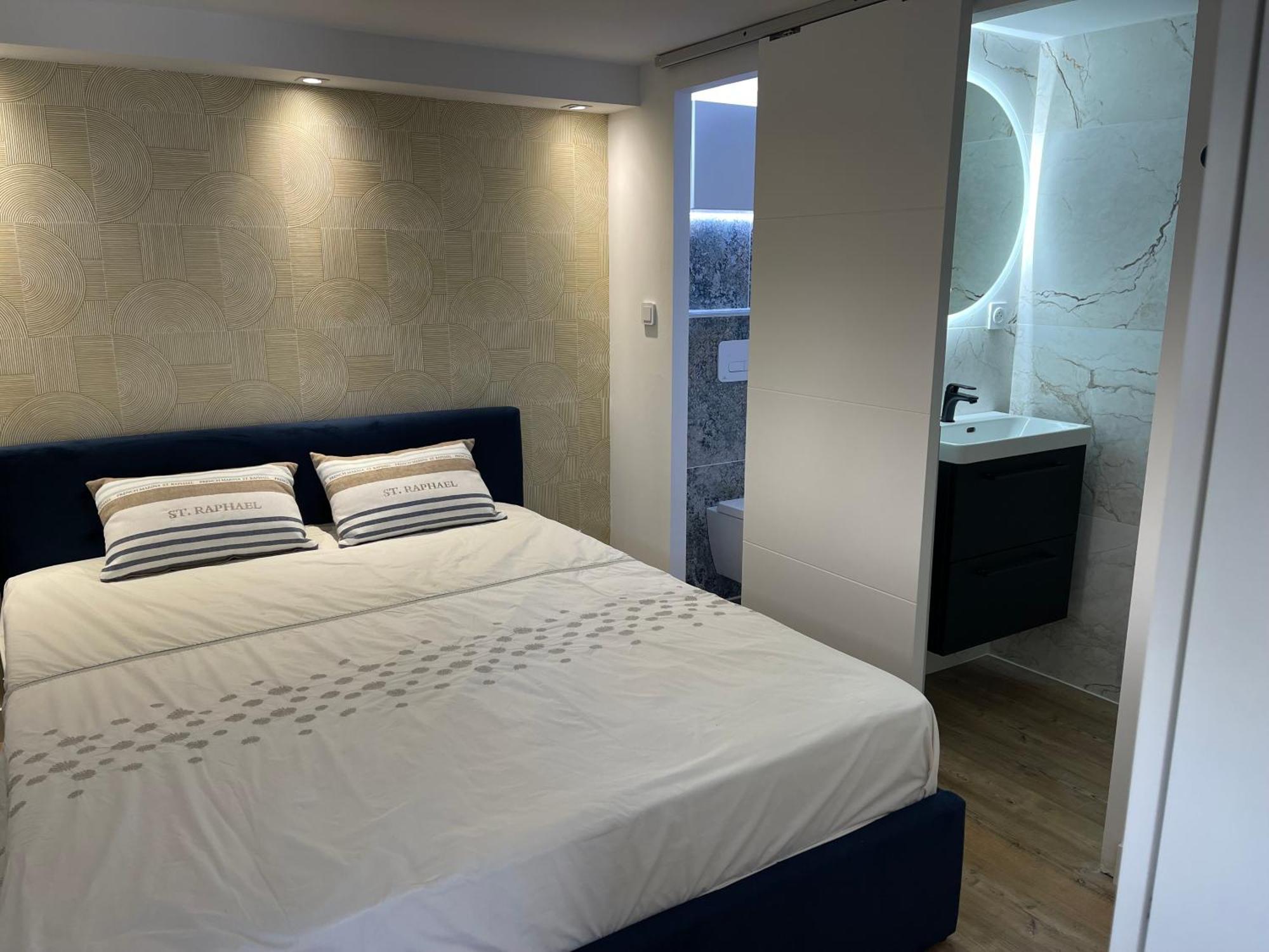 Bali 83 Apartment Bandol Ngoại thất bức ảnh