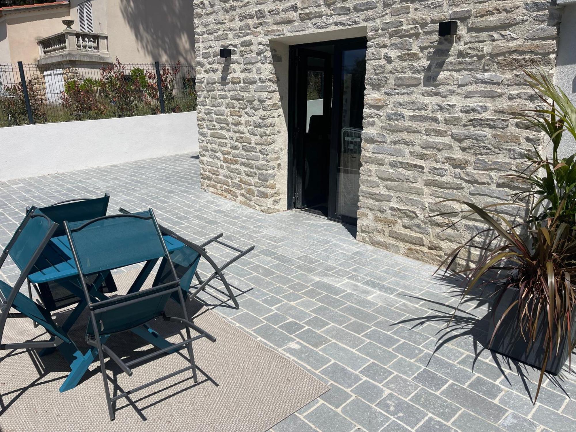 Bali 83 Apartment Bandol Ngoại thất bức ảnh