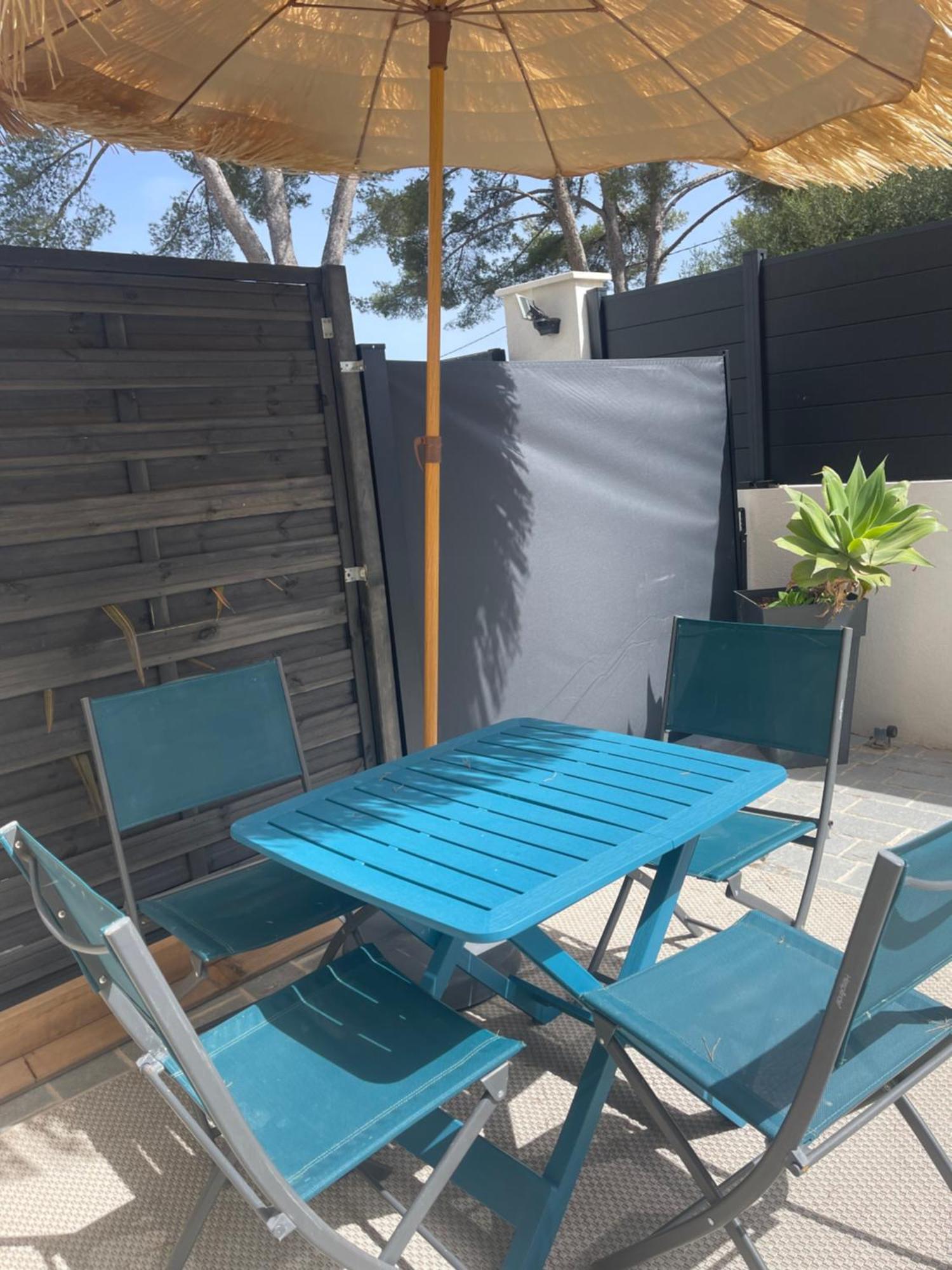 Bali 83 Apartment Bandol Ngoại thất bức ảnh
